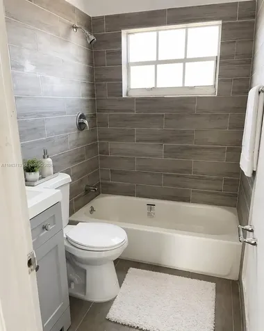 3621 NE 1st Terrace Oakland Park FL 33334