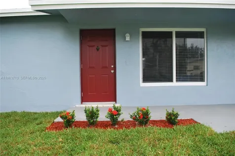 3621 NE 1st Terrace Oakland Park FL 33334