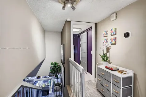 1530 W Golfview Drive Pembroke Pines FL 33026