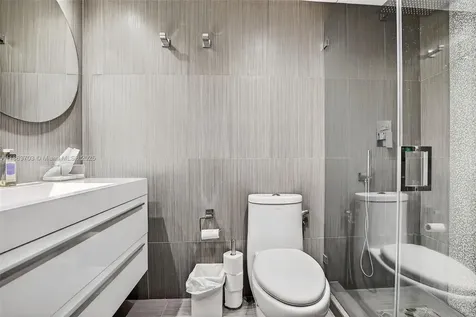 1530 W Golfview Drive Pembroke Pines FL 33026