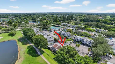 1530 W Golfview Drive Pembroke Pines FL 33026