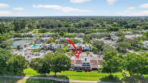 1530 W Golfview Drive Pembroke Pines FL 33026