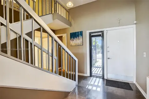 1530 W Golfview Drive Pembroke Pines FL 33026