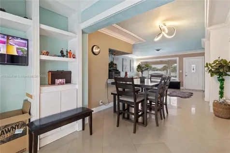 7490 Buchanan Street Hollywood FL 33024