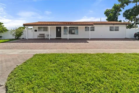 7490 Buchanan Street Hollywood FL 33024