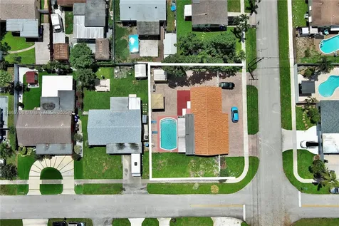 7490 Buchanan Street Hollywood FL 33024