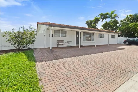 7490 Buchanan Street Hollywood FL 33024