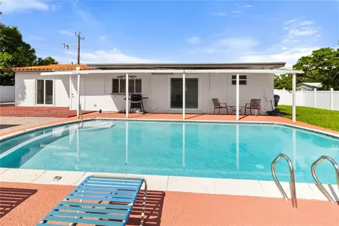 7490 Buchanan Street Hollywood FL 33024