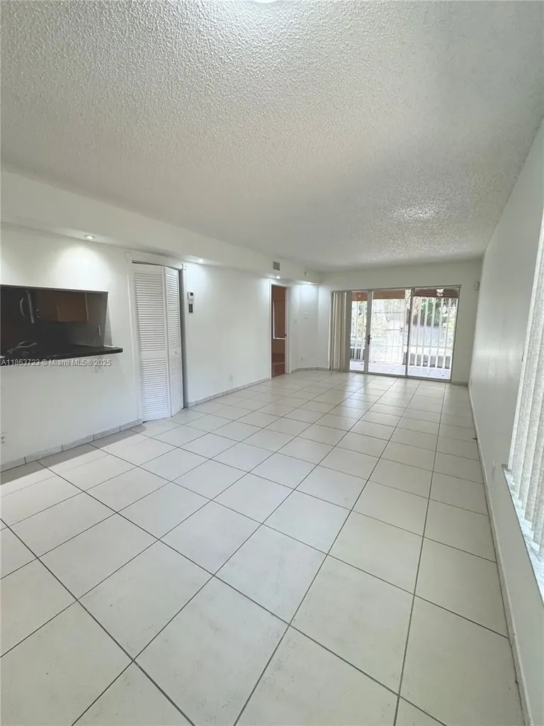 9500 SW 140th Court Miami FL 33186