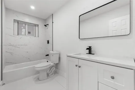 620 N 64th Avenue Hollywood FL 33024