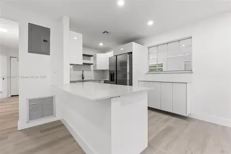 620 N 64th Avenue Hollywood FL 33024