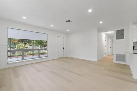 620 N 64th Avenue Hollywood FL 33024