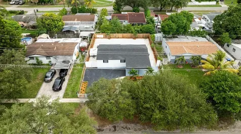 620 N 64th Avenue Hollywood FL 33024