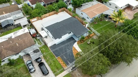 620 N 64th Avenue Hollywood FL 33024