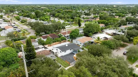 620 N 64th Avenue Hollywood FL 33024