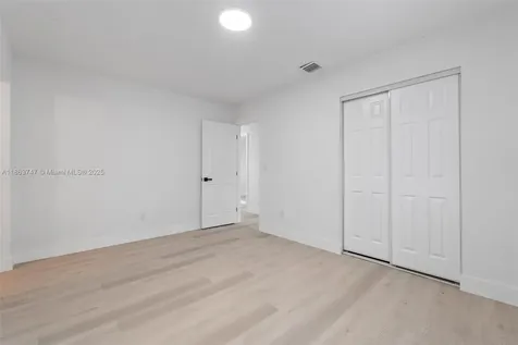 620 N 64th Avenue Hollywood FL 33024