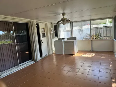 11208 SW 67th Terrace Miami FL 33173