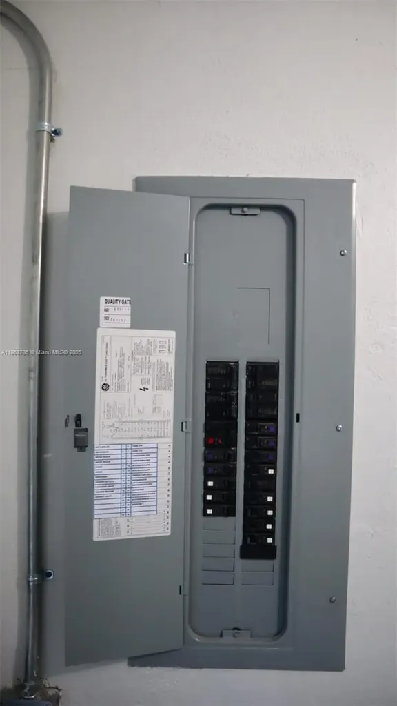 2503 NW 9th Street Fort Lauderdale FL 33311