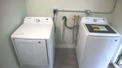 2503 NW 9th Street Fort Lauderdale FL 33311