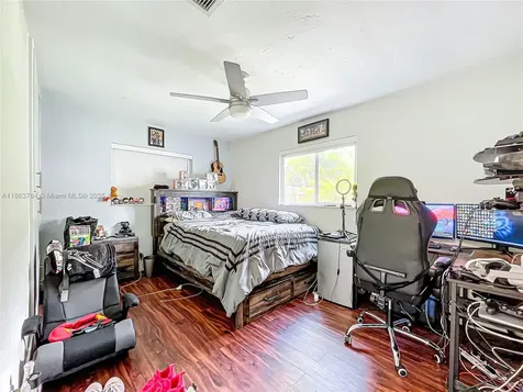 2610 SW 19th Street Fort Lauderdale FL 33312