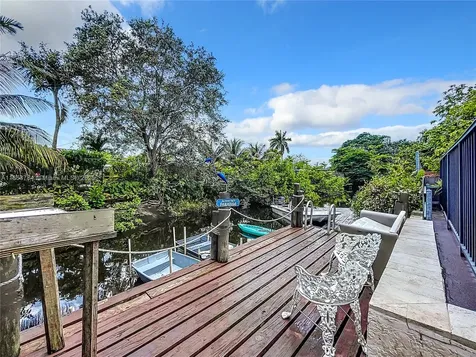 2610 SW 19th Street Fort Lauderdale FL 33312