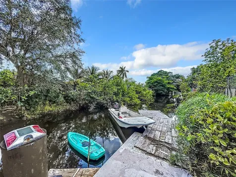 2610 SW 19th Street Fort Lauderdale FL 33312