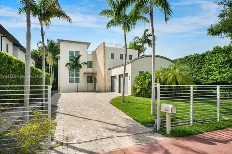 980 W 48th Street Miami Beach FL 33140