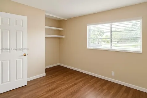 5071 W Oakland Park Boulevard Lauderdale Lakes FL 33313
