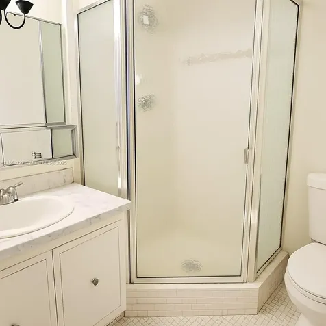 5071 W Oakland Park Boulevard Lauderdale Lakes FL 33313