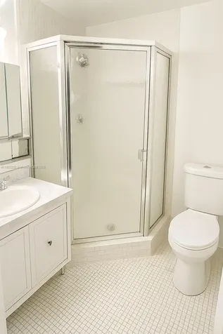 5071 W Oakland Park Boulevard Lauderdale Lakes FL 33313