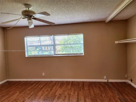 5071 W Oakland Park Boulevard Lauderdale Lakes FL 33313