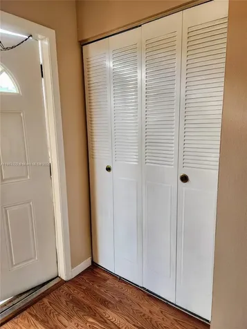 5071 W Oakland Park Boulevard Lauderdale Lakes FL 33313