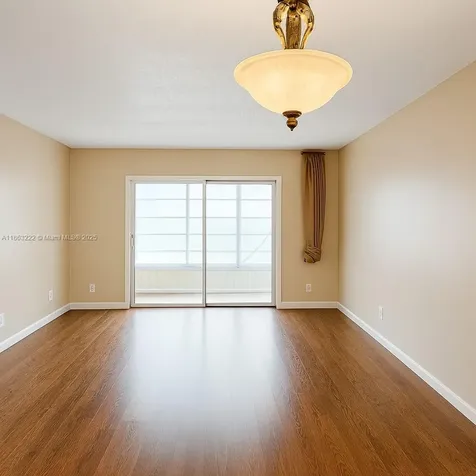 5071 W Oakland Park Boulevard Lauderdale Lakes FL 33313