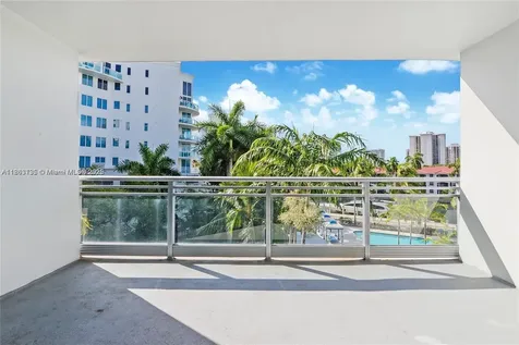 2950 NE 188th Street Aventura FL 33180