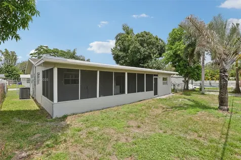 1630 SW 32nd Court Fort Lauderdale FL 33315