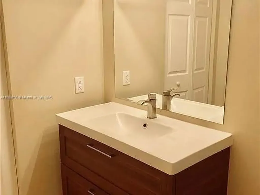 2185 86th Drive Vero Beach FL 32966