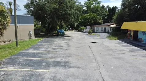 2944 W University Boulevard W Jacksonville FL 32217