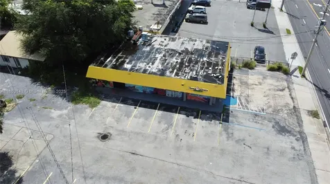 2944 W University Boulevard W Jacksonville FL 32217