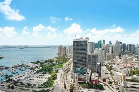 888 Biscayne Boulevard Miami FL 33132