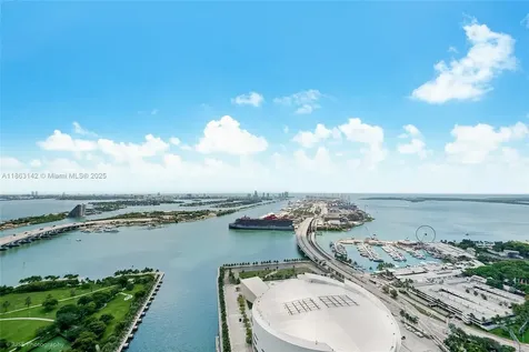 888 Biscayne Boulevard Miami FL 33132
