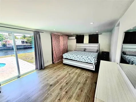 1430 NE 53rd Court Fort Lauderdale FL 33334