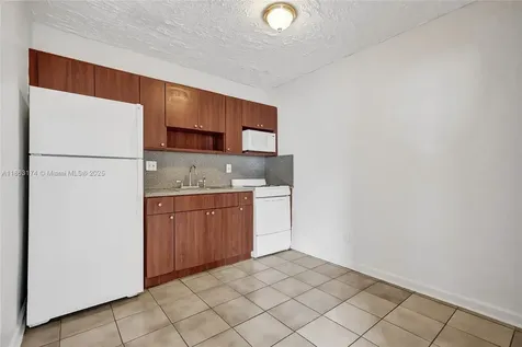 2525 Superior Street Opa-Locka FL 33054