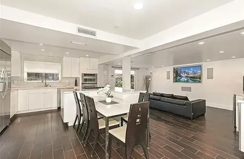 2413 Nassau Lane Fort Lauderdale FL 33312