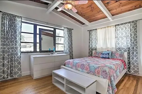 2413 Nassau Lane Fort Lauderdale FL 33312