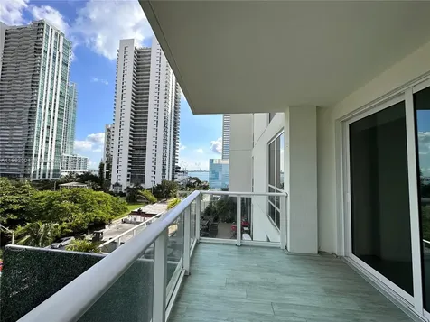 321 NE 26th Street Miami FL 33137