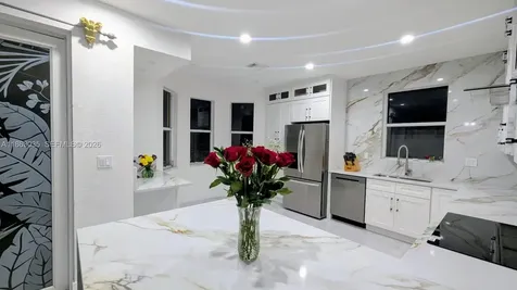 6049 SW 165th Avenue Miami FL 33193