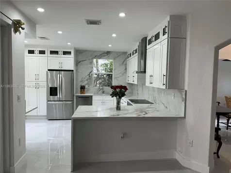 6049 SW 165th Avenue Miami FL 33193