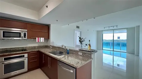 2641 N Flamingo Road Sunrise FL 33323