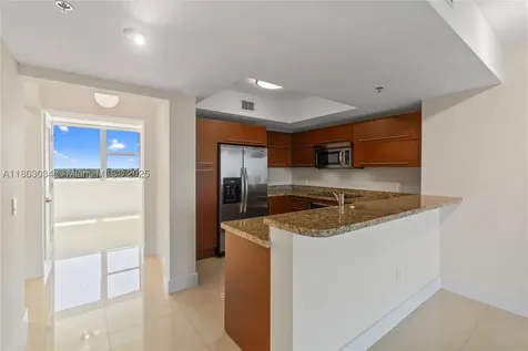 2641 N Flamingo Road Sunrise FL 33323