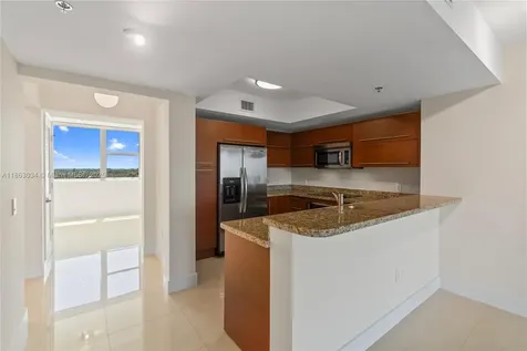 2641 N Flamingo Road Sunrise FL 33323